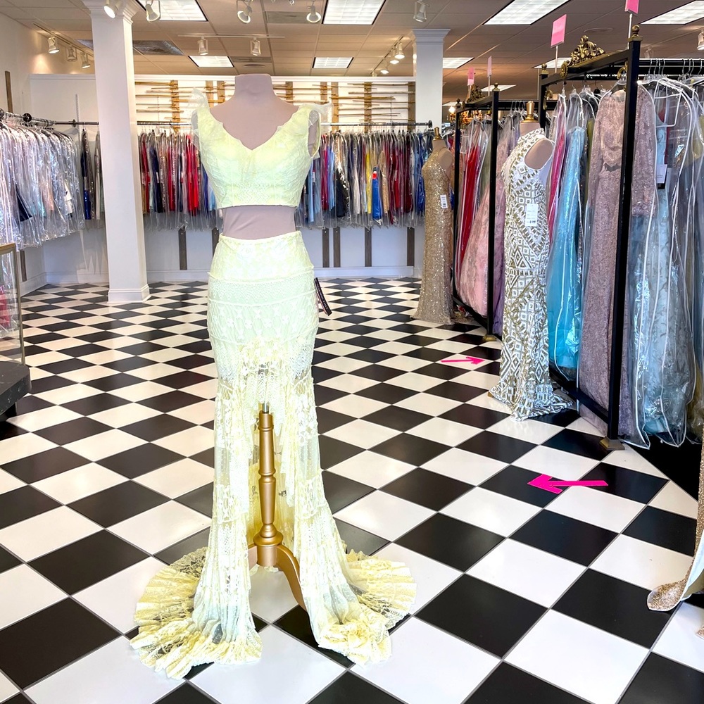 Sherri Hill Yellow Dress